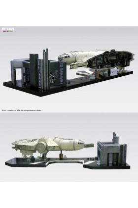 DEATH STAR DIORAMA MILLENIUM FALCON & DUEL CORRIDOR