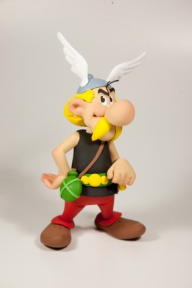 FARIBOLES ASTERIX STATUE